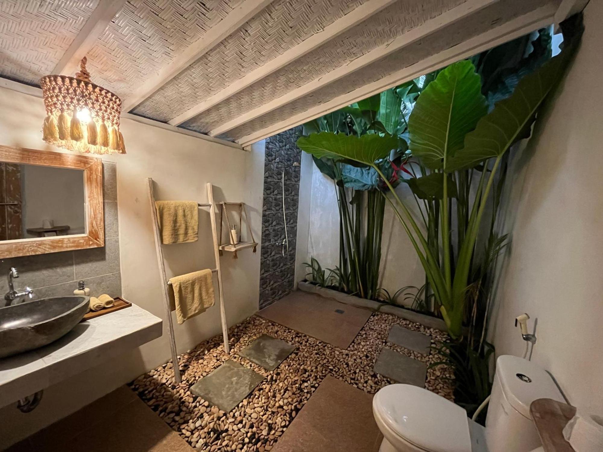 Penida West Palm Cottage Toyapakeh Bagian luar foto